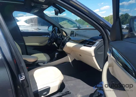 2017 BMW X1 xDrive28I из США, поврежденный, VIN WBXHT3C39H5F87921